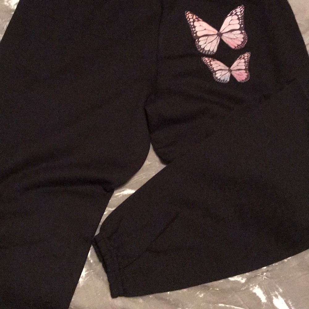 Butterfly sweats - Picture 2 of 4